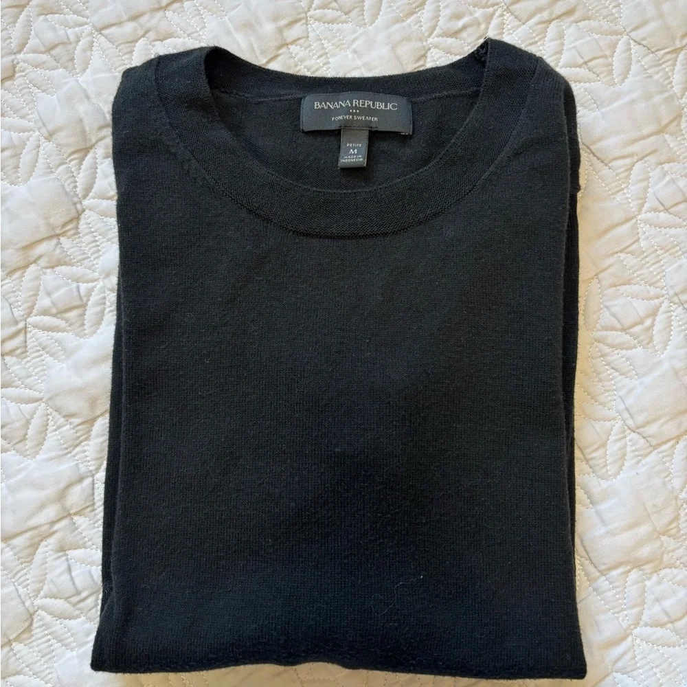 Banana Republic Forever Crew Neck Sweater - Picture 7 of 7
